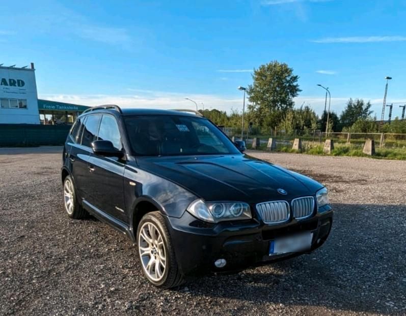Blau Gebraucht 2009 BMW X3 Sport Line SUV | 9.500 € (Etwas zu teuer) - Bild 1/4