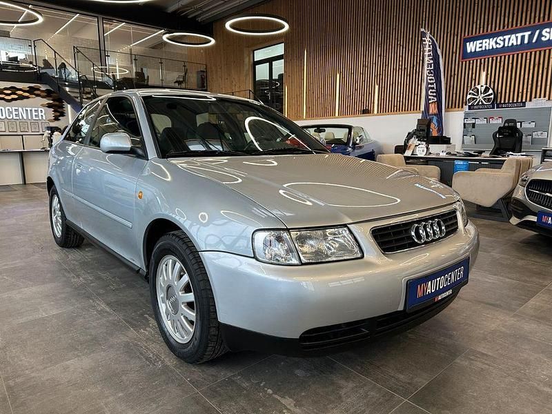 Gebraucht Audi A3 Ambiente 125 PS (91 kW) 1998 Grau Kleinwagen