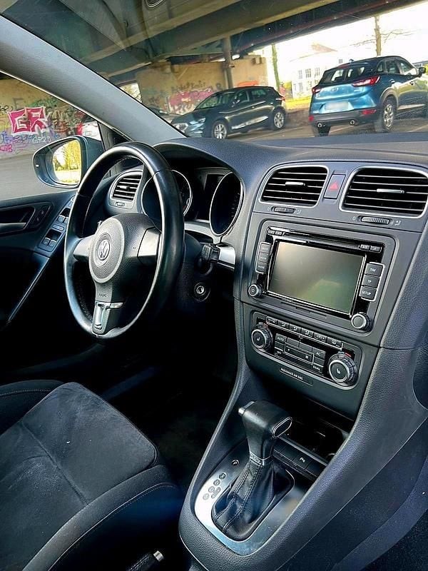 Gebraucht VW Golf VI 160 PS (117 kW) 2010 Grau Kleinwagen