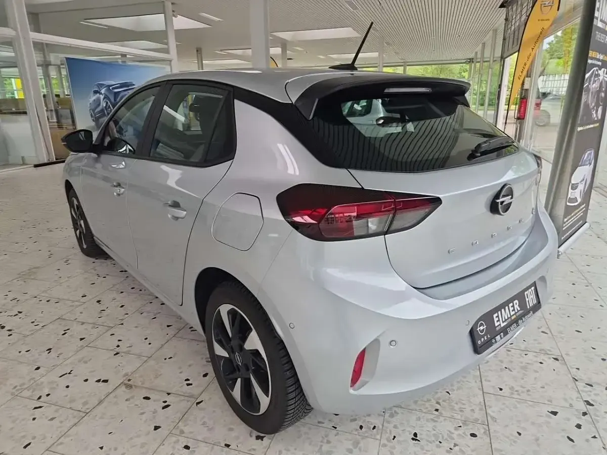 Gebraucht Opel Corsa Edition 100 kW (136 PS) 2024 Lackierung aluminiumgrau/typ Kleinwagen