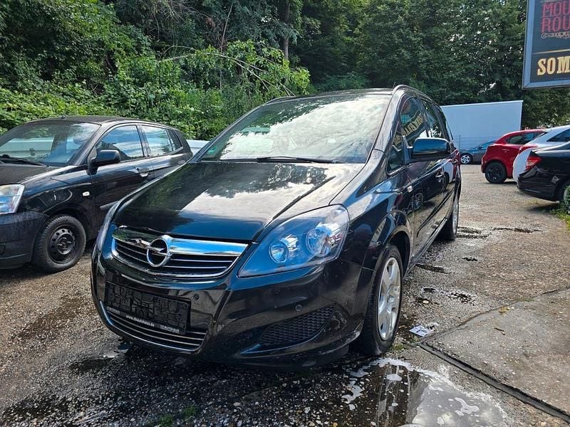 Schwarz Gebraucht 2014 Opel Zafira Family Van / Kleinbus | 6.300 € (Fairer Preis) - Bild 1/4