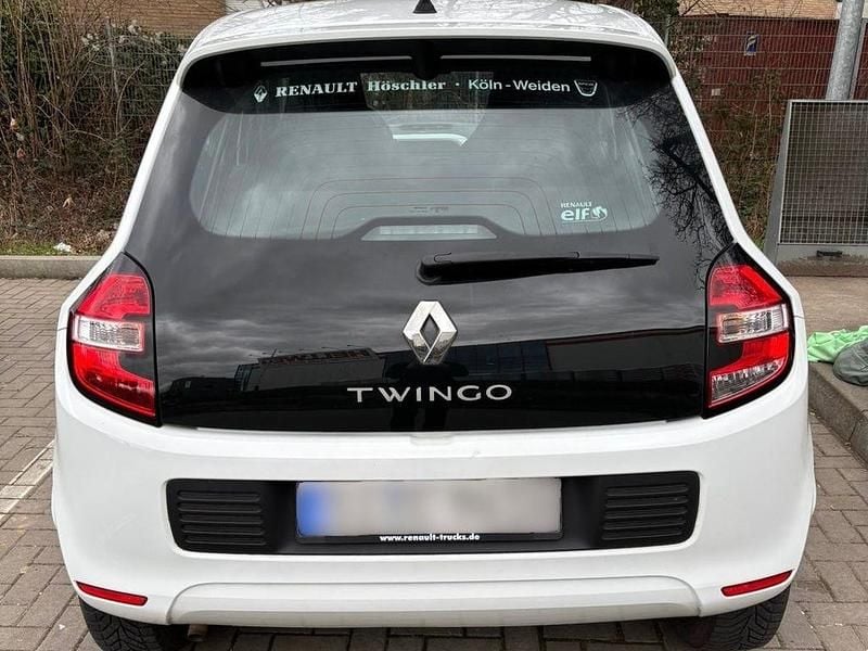 Gebraucht Renault Twingo Life 69 PS (50 kW) 2017 Weiß Kleinwagen