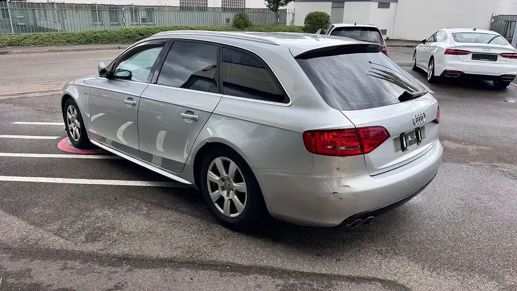 Gebraucht Audi A4 Ambiente 170 PS (125 kW) 2011 Silber Kombi