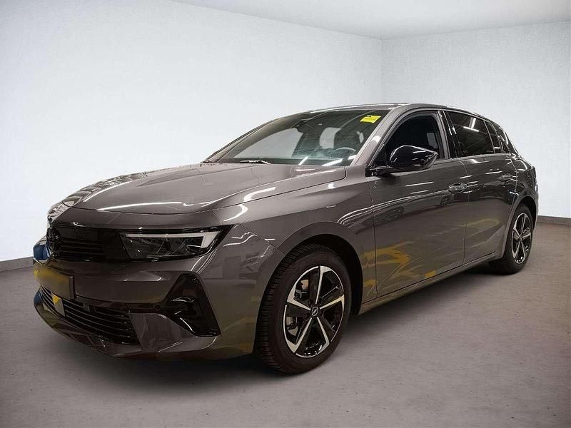 Gebraucht Opel Astra 131 PS (96 kW) 2024 Vulcangraumetallic Kleinwagen