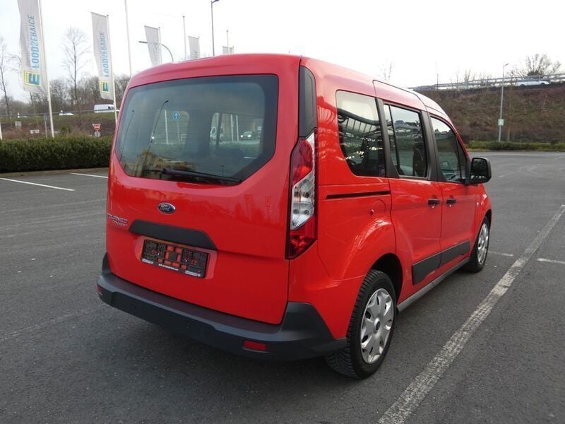Gebraucht Ford Tourneo Connect 120 PS (88 kW) 2016 Rot Van / Kleinbus