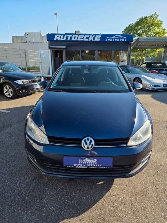 Gebraucht VW Golf VII Trendline 105 PS (77 kW) 2013 Blau Kleinwagen