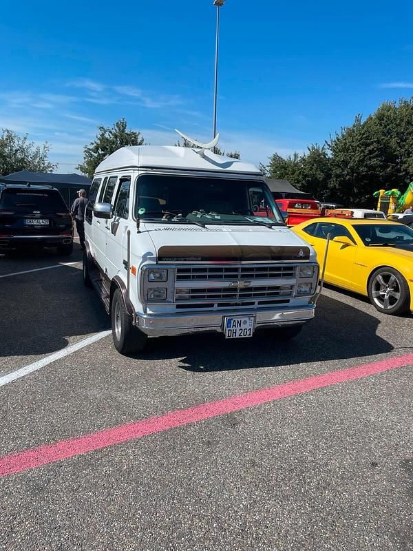 Gebraucht Chevrolet G 199 PS (146 kW) 1990 Weiß Van
