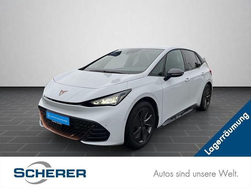 Eisweiß (metallic) Gebraucht 2023 Cupra Born Kleinwagen | 25.999 € (Guter Preis) - Bild 1/4
