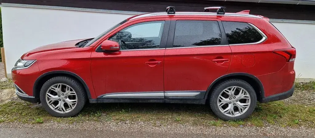Brugt Mitsubishi Outlander Basis 150 HK (110 kW) 2017 Rød SUV