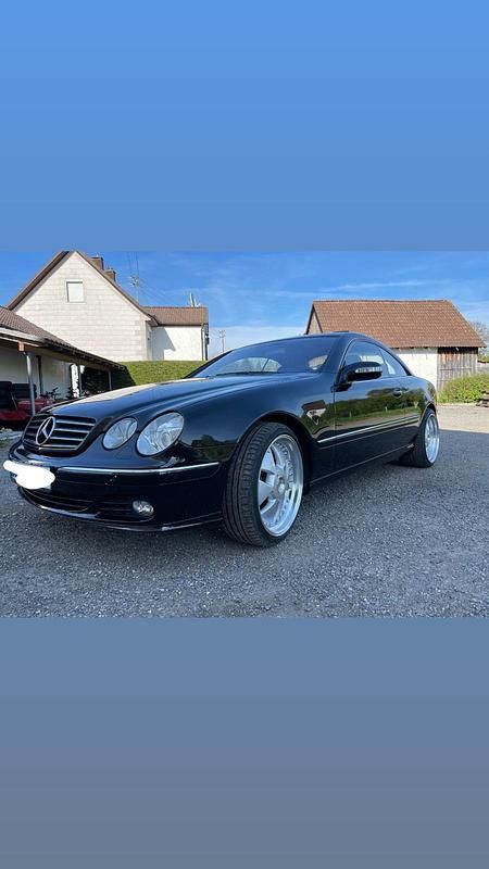 Schwarz Gebraucht 2005 Mercedes CL500 Coupé | 32.990 € - Bild 1/4
