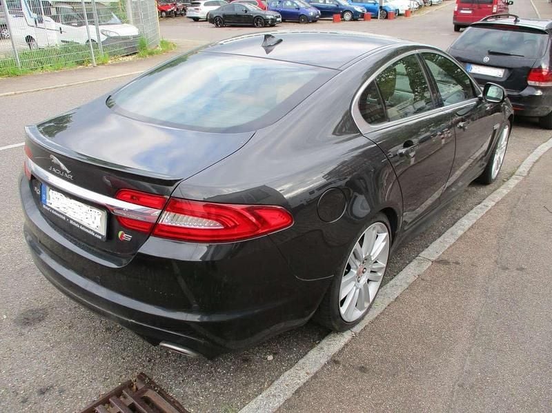 Gebraucht Jaguar XF S 275 PS (202 kW) 2015 Grau Limousine