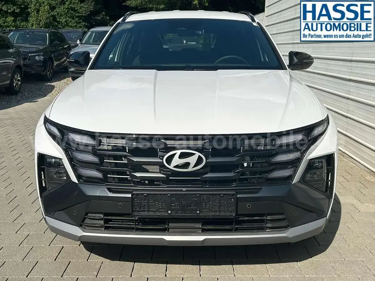 Neu Hyundai Tucson Blackline 239 PS (175 kW) 2026 Atlas white uni SUV