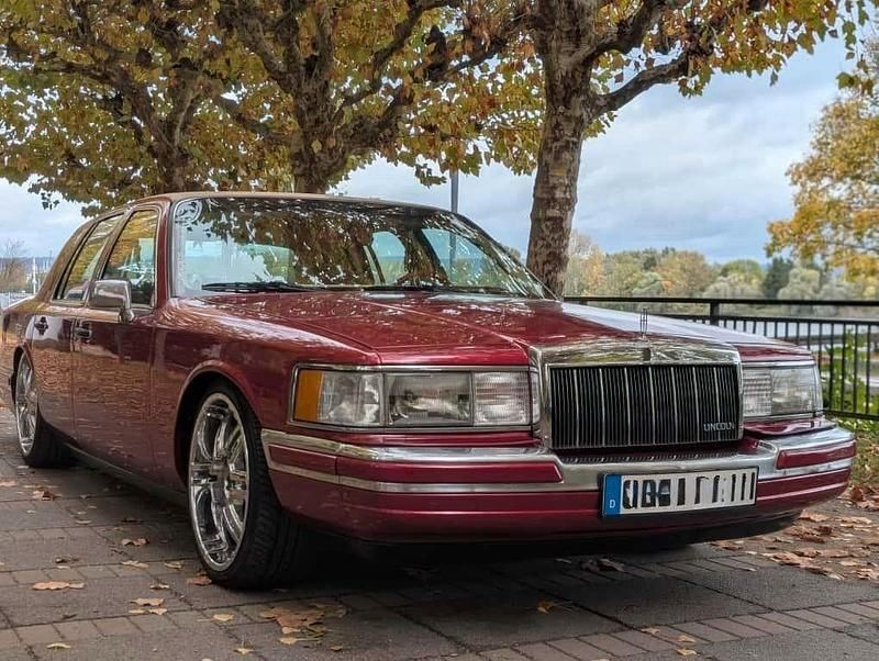 Gebraucht Lincoln Town Car 152 PS (111 kW) 1991 Rot Limousine