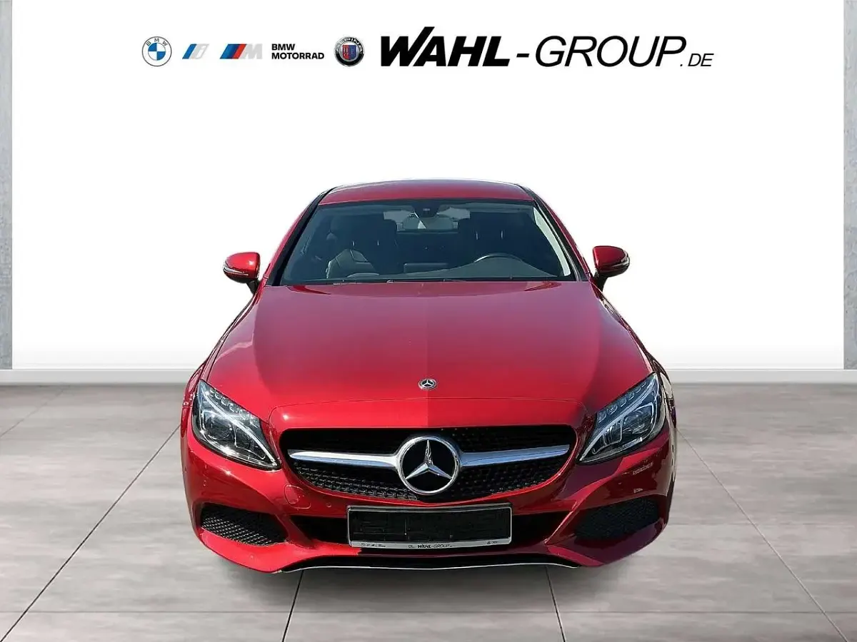 Gebraucht Mercedes C180 156 PS (114 kW) 2017 Rot Coupé