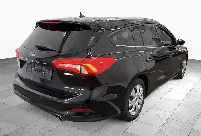 Gebraucht Ford Focus Cool & Connect 150 PS (110 kW) 2021 Schwarz Kombi