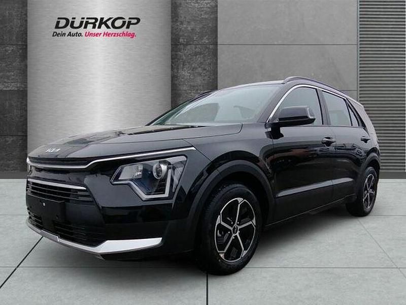 Auroraschwarz met. Neu 2025 Kia Niro Edition 7 SUV | 31.480 € (Fairer Preis) - Bild 1/4
