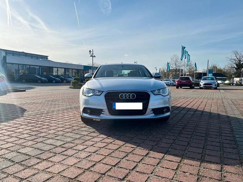 Silber Gebraucht 2012 Audi A6 Comfort Limousine | 13.300 € (Guter Preis) - Bild 1/4