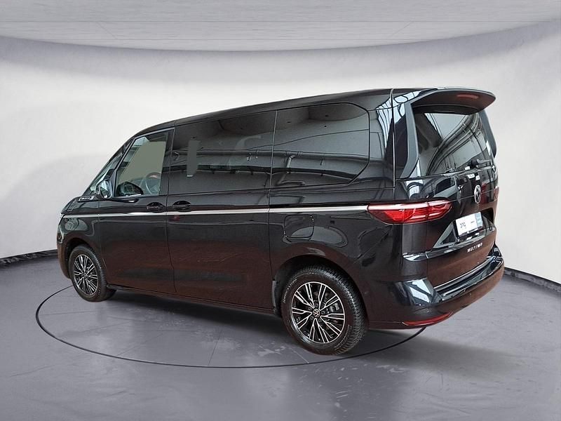Gebraucht VW Multivan Style 150 PS (110 kW) 2025 Deep black perleffekt Van