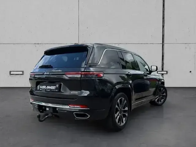 Gebraucht Jeep Grand Cherokee Overland 379 PS (278 kW) 2023 Grau SUV