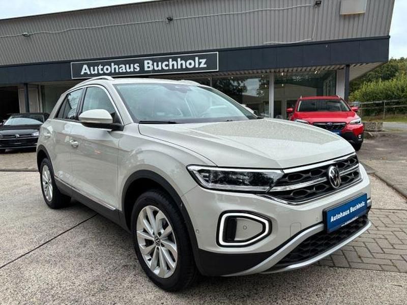 Grau Gebraucht 2024 VW T-Roc Style SUV | 26.990 € (Guter Preis) - Bild 1/4