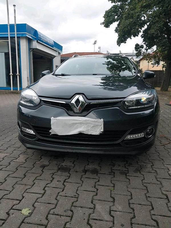 Schwarz Gebraucht 2014 Renault Mégane GrandTour Kombi | 5.500 € (Guter Preis) - Bild 1/4