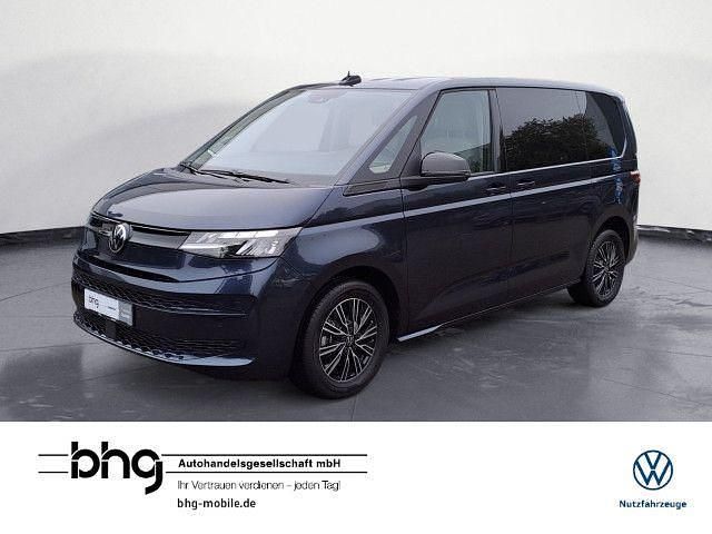Starlight blue metallic Gebraucht 2024 VW Multivan Basis Van | 50.960 € (Superpreis) - Bild 1/4