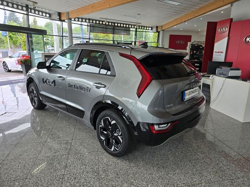 (klg) steel grey Gebraucht 2024 Kia e-Niro Inspiration SUV | 31.990 € (Fairer Preis) - Bild 1/4