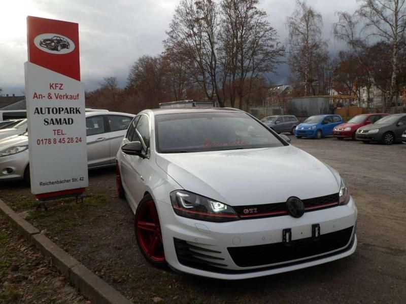 Gebraucht VW Golf VII GTI 230 PS (169 kW) 2016 Pure white Limousine