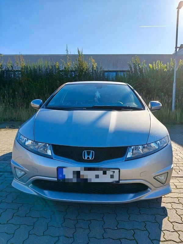 Silber Gebraucht 2011 Honda Civic Type S Limousine | 5.799 € - Bild 1/4