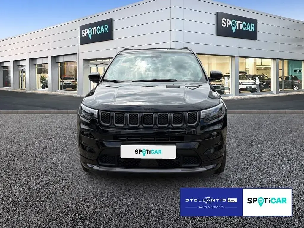 Gebraucht Jeep Compass 131 PS (96 kW) 2024 Schwarz SUV
