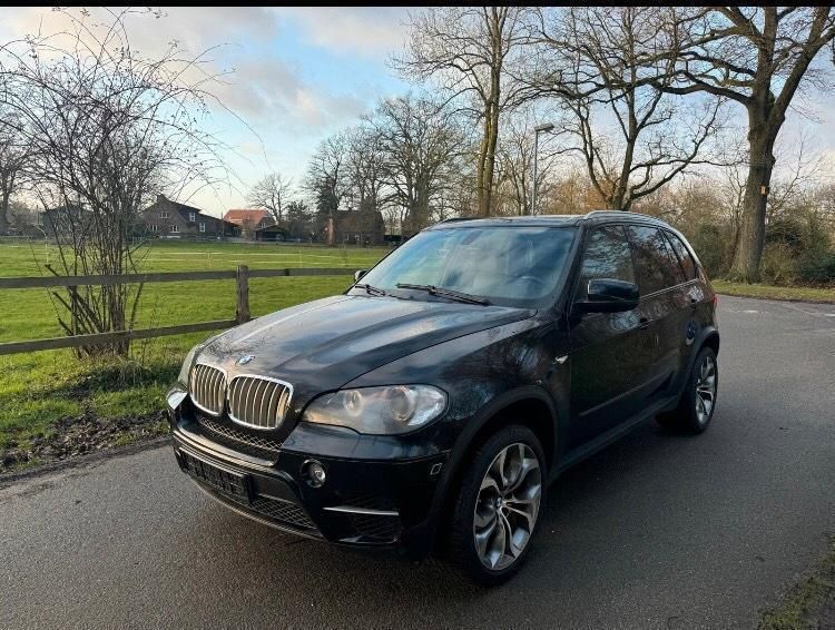 Schwarz Gebraucht 2011 BMW X5 Shadowline SUV | 13.750 € (Guter Preis) - Bild 1/4
