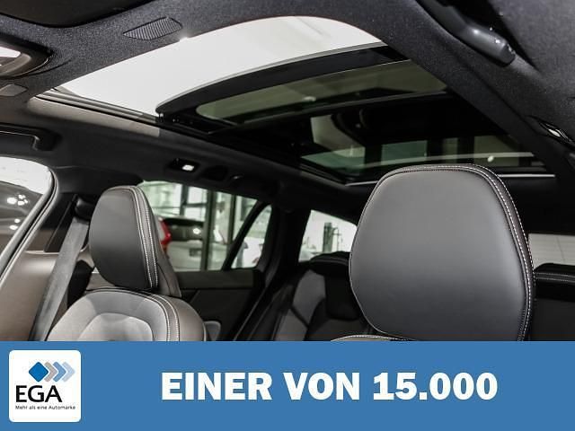 Gebraucht Volvo V60 Plus 197 PS (144 kW) 2024 Metallic Kombi