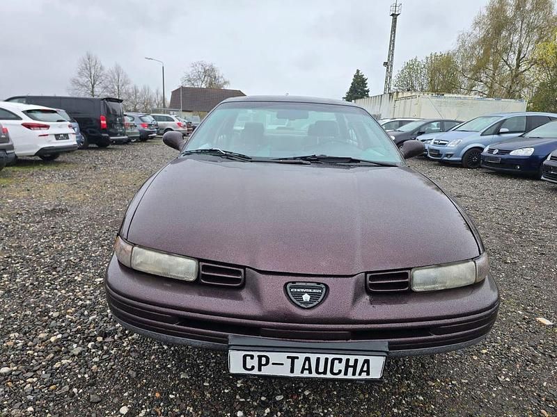 Second-hand Chrysler Vision 211 CP (155 kW) 1996 Roșu Berlinǎ
