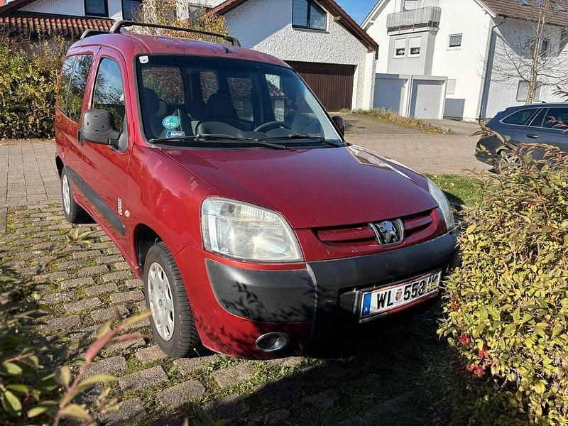 Rot Gebraucht 2007 Peugeot Partner Van | 1.100 € (Guter Preis) - Bild 1/4