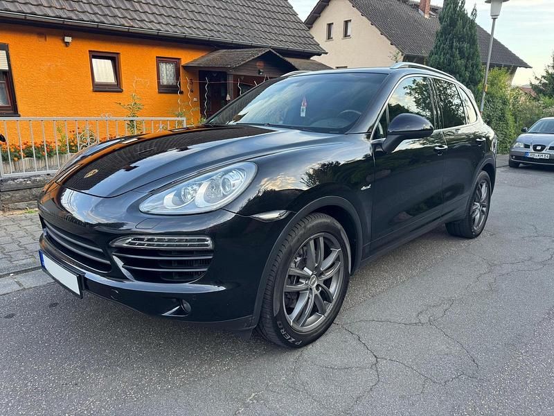 Gebraucht Porsche Cayenne 245 PS (180 kW) 2012 Schwarz SUV