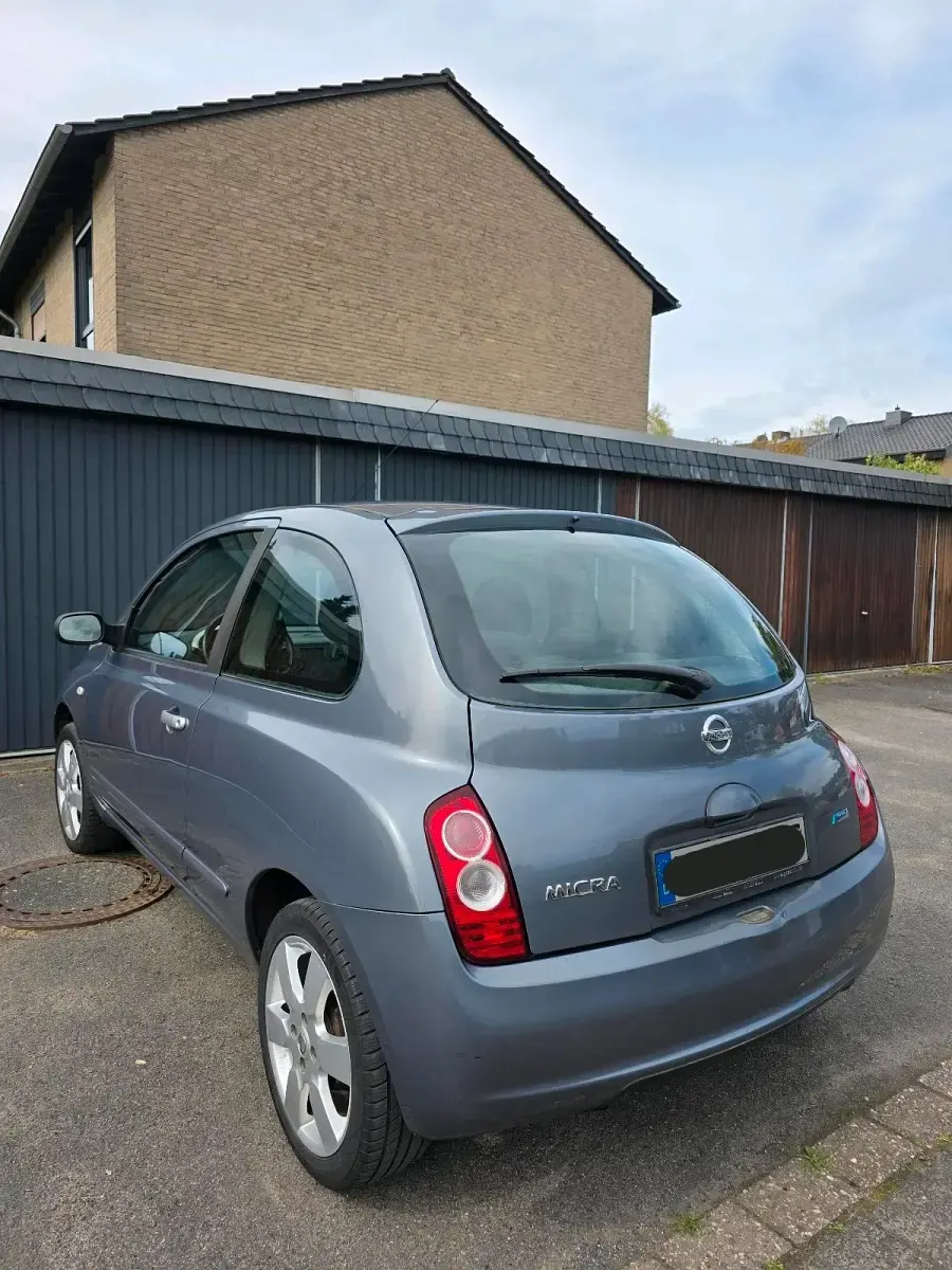 Gebraucht Nissan Micra 65 PS (47 kW) 2007 Grau Limousine