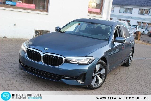 Arctic race blue Gebraucht 2023 BMW 520 Performance Limousine | 36.990 € (Guter Preis) - Bild 1/4