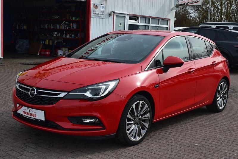 Gebraucht Opel Astra Dynamic 125 PS (91 kW) 2016 Rot Limousine