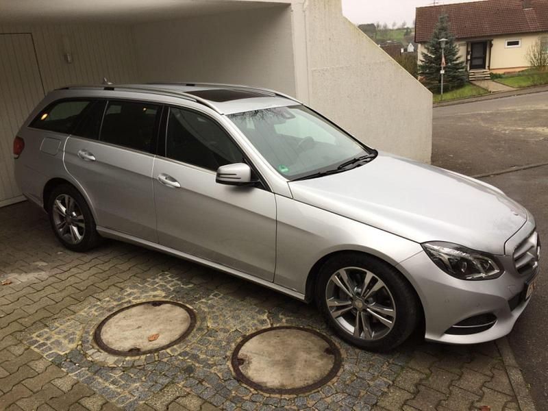 Gebraucht Mercedes E350 Avantgarde 258 PS (189 kW) 2014 Silber Limousine