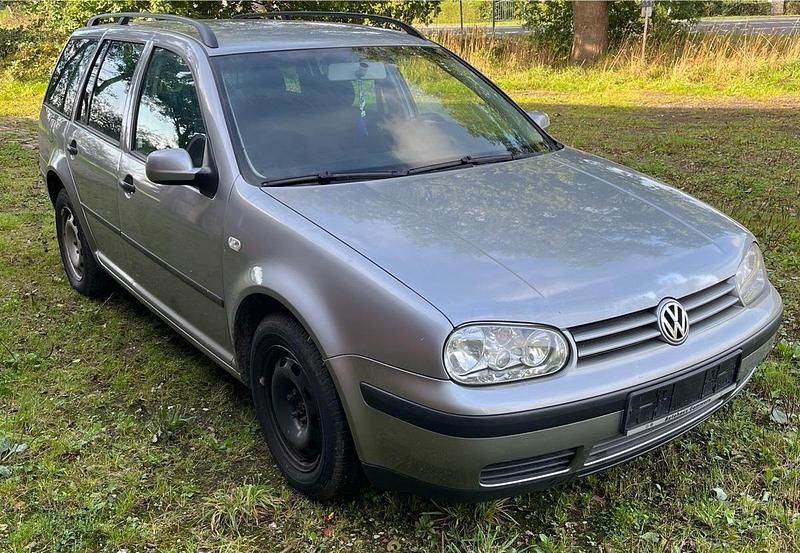 Silber Gebraucht 2001 VW Golf IV Kombi | 600 € (Superpreis) - Bild 1/4