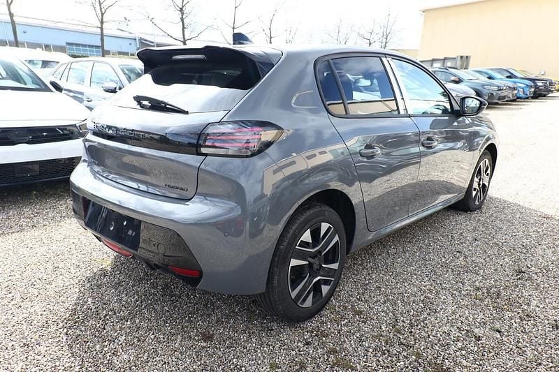Neu Peugeot 208 Allure 145 PS (106 kW) 2025 Selenium grau metallic Kleinwagen
