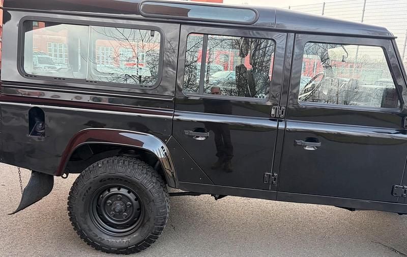 Gebraucht Land Rover Defender 122 PS (89 kW) 2012 Schwarz SUV