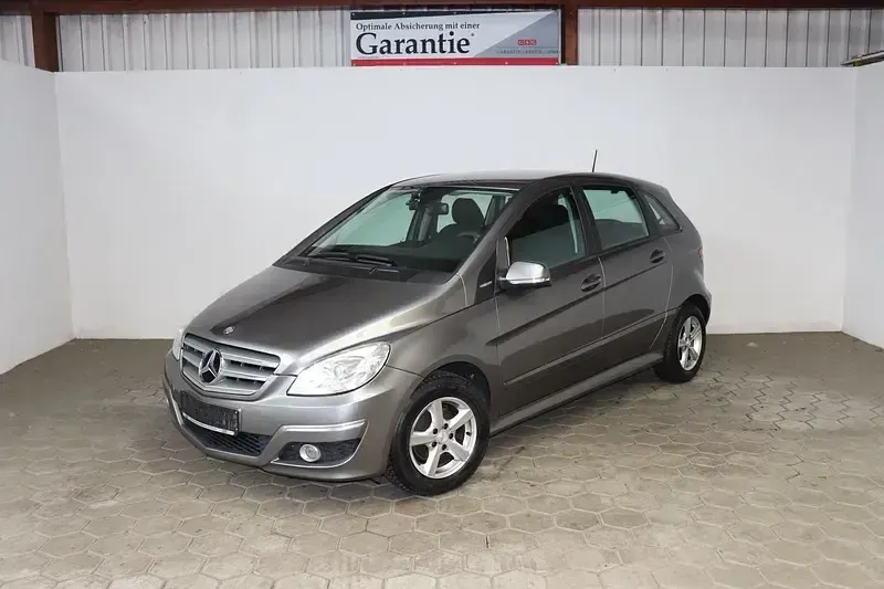 Gebraucht Mercedes B160 95 PS (69 kW) 2011 Grau Kleinwagen