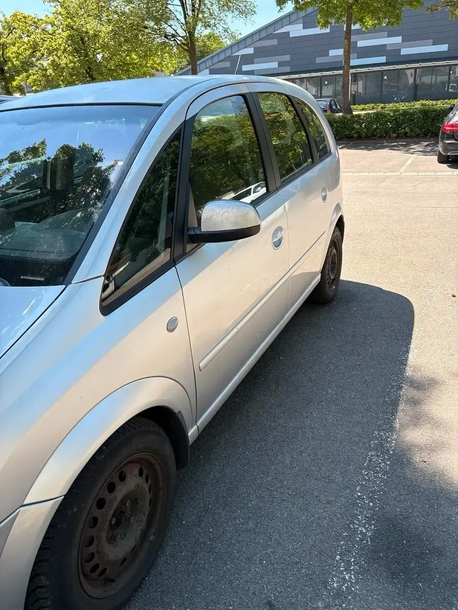 Gebraucht Opel Meriva 2009 Silber Van / Kleinbus