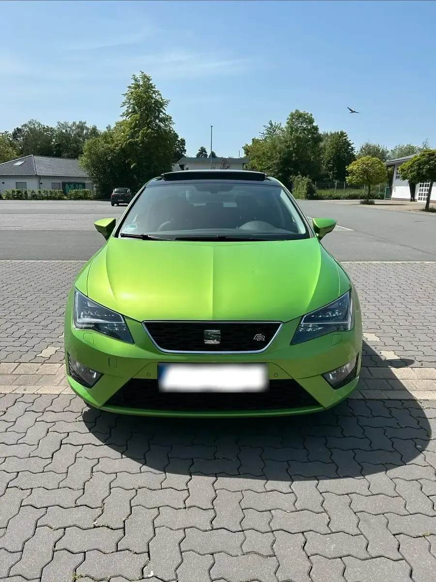 Używany Seat Leon FR 125 KM (91 kW) 2016 Zielony Hatchback