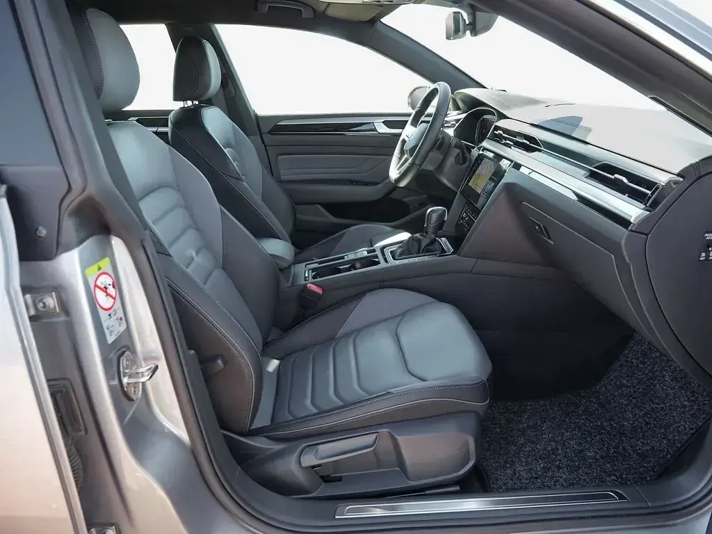 Gebraucht VW Arteon Elegance 150 PS (110 kW) 2023 Silber Kombi