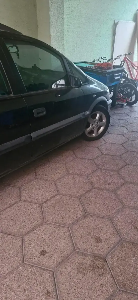 Gebraucht Opel Zafira 2001 Schwarz Van / Kleinbus