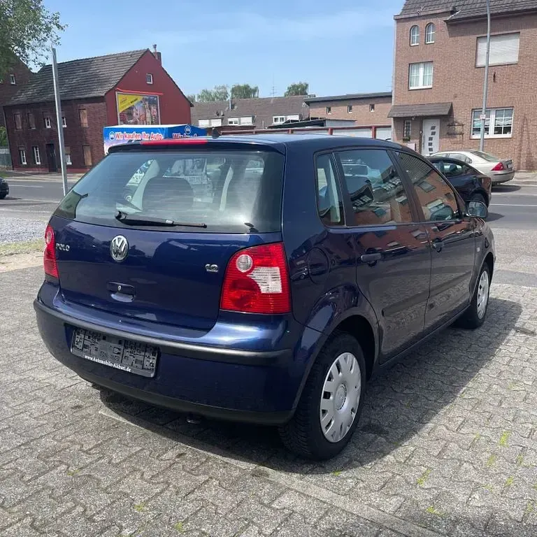 Gebraucht VW Polo 64 PS (47 kW) 2003 Blau Limousine