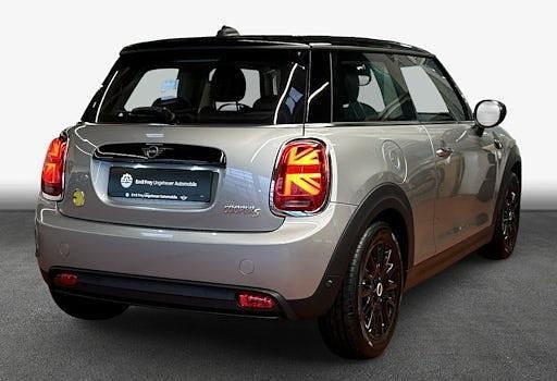 Gebraucht Mini Cooper Essential 135 kW (184 PS) 2023 Silber Kleinwagen