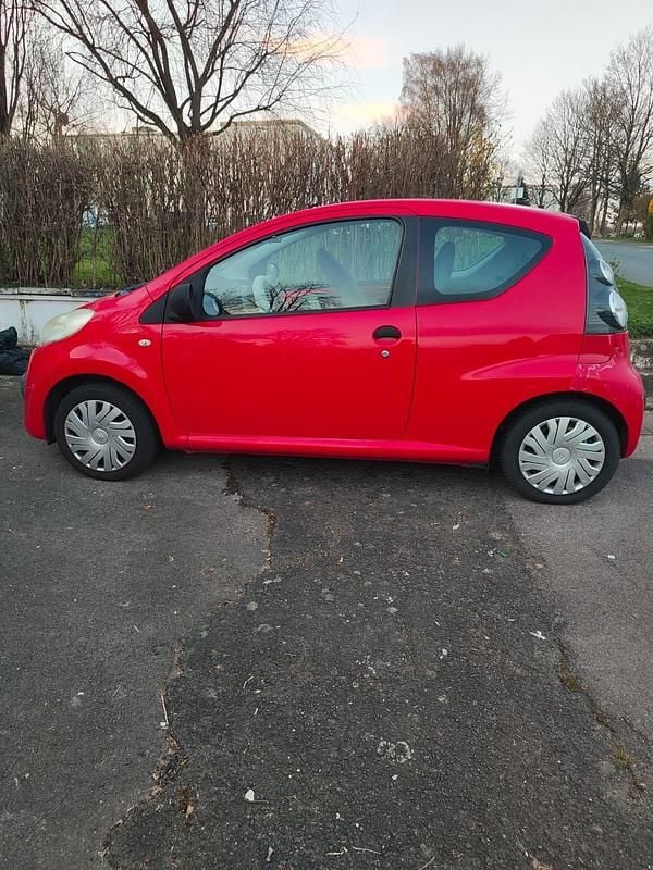 Gebraucht Citroën C1 68 PS (50 kW) 2007 Rot Kleinwagen